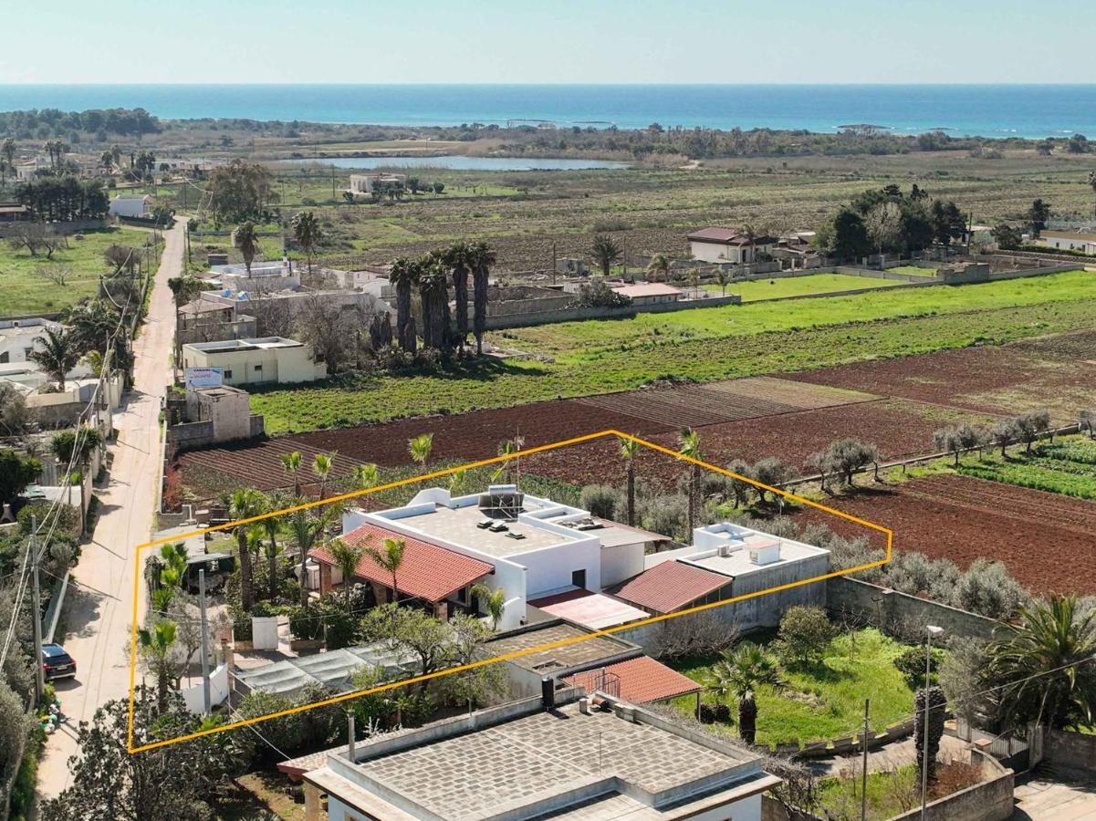 Villetta Climatizzata Mar Torre San Giovanni Ugento Luaran gambar