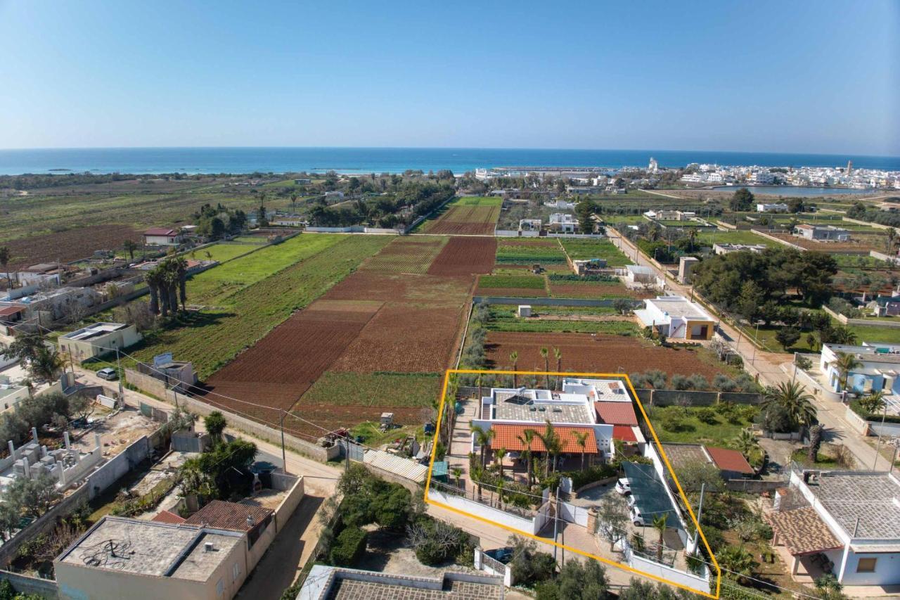 Villetta Climatizzata Mar Torre San Giovanni Ugento Luaran gambar